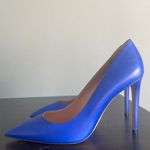 Bally Eleine Pumps